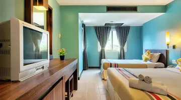 THE JOMTIEN TWELVE