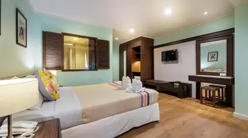 THE JOMTIEN TWELVE