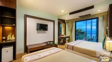 THE JOMTIEN TWELVE