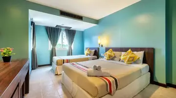 THE JOMTIEN TWELVE