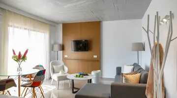 THE KING JASON PAPHOS DESIGNED FOR ADULTS