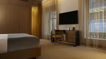 The Knickerbocker Hotel