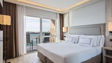 THE LEVEL AT MELIA ALICANTE