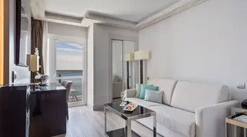 THE LEVEL AT MELIA ALICANTE