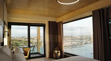 The Londoner Hotel Sliema