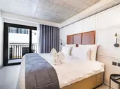 The Londoner Hotel St. Julian's