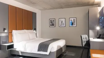 The Londoner Hotel St. Julian's