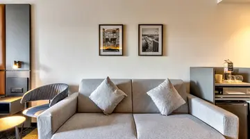 The Londoner Hotel St Julians