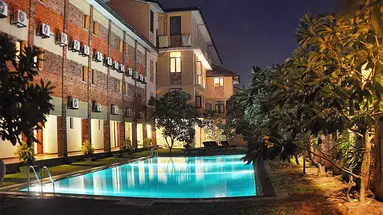 THE LONG BEACH RESORT
