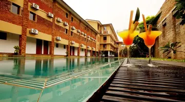 The Long Beach Resort
