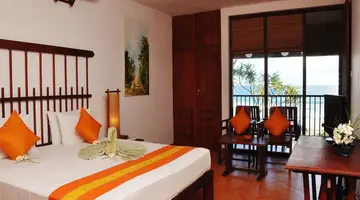 THE LONG BEACH RESORT
