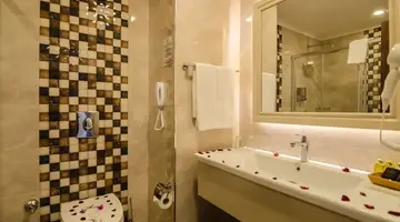 The Lumos Deluxe Resort Hotel and Spa