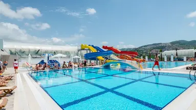 THE LUMOS DELUXE RESORT HOTEL & SPA