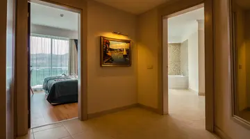 THE LUMOS DELUXE RESORT HOTEL & SPA