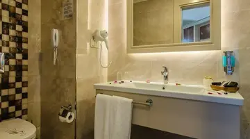 The Lumos Deluxe Resort Hotel & Spa