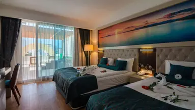 THE LUMOS DELUXE RESORT HOTEL & SPA
