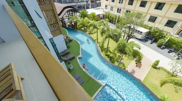 THE LUNAR PATONG