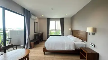 THE MANGROVE HOTEL