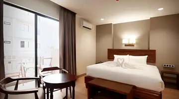 THE MANGROVE HOTEL