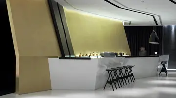 The Met Hotel
