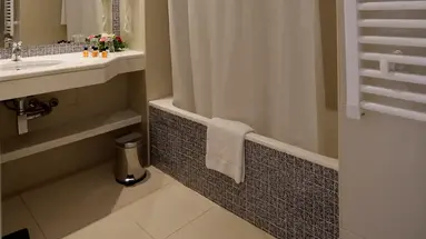 THE MIRAGE RESORT & SPA