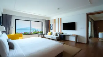THE NAI HARN (ex. THE ROYAL YACHT CLUB PHUKET)