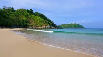 THE NAI HARN (ex. THE ROYAL YACHT CLUB PHUKET)