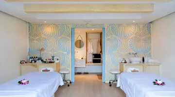 THE NAI HARN (ex. THE ROYAL YACHT CLUB PHUKET)