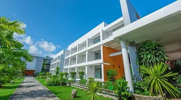 The Natural Resort