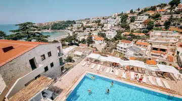The New Mediteran - Villa Edition