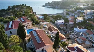 The New Mediteran - Villa Edition