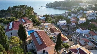 The New Mediteran - Villa Edition