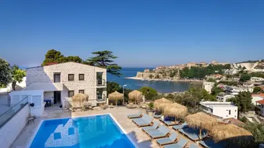 The New Mediteran - Villa Edition