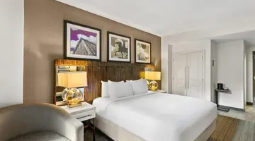 THE NEW YORKER HOTEL BY LOTTE HOTELS