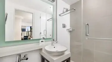 THE NEW YORKER HOTEL BY LOTTE HOTELS