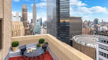 THE NEW YORKER HOTEL BY LOTTE HOTELS