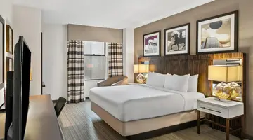 THE NEW YORKER HOTEL BY LOTTE HOTELS