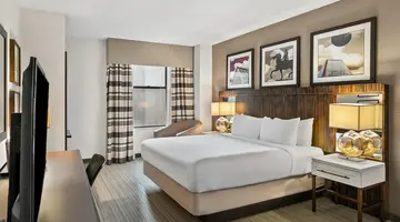 THE NEW YORKER HOTEL BY LOTTE HOTELS