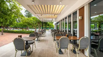 The Nix Hotel