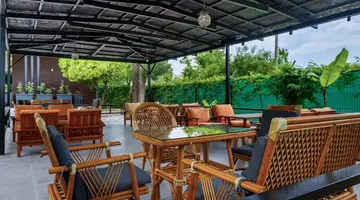 The Nix Hotel