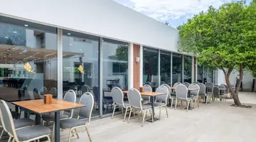 The Nix Hotel