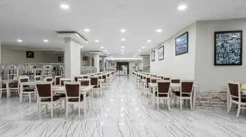 The Nora Hotels Family Club