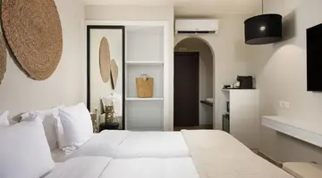 The Noverian Bios Santorini Boutique Hotel