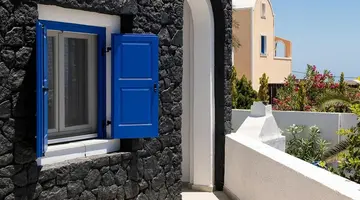 The Noverian Bios Santorini Boutique Hotel