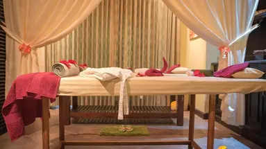 The Oasis Hotel Restaurant and Spa (Praslin Hotel)
