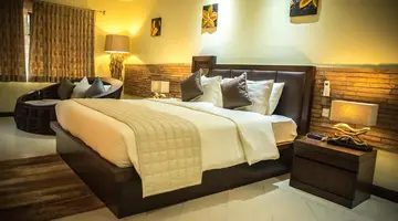 The Oasis Hotel Restaurant and Spa (Praslin Hotel)
