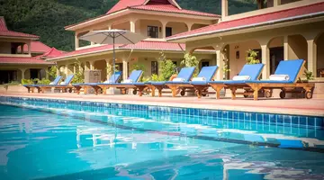 The Oasis Hotel Restaurant and Spa (Praslin Hotel)