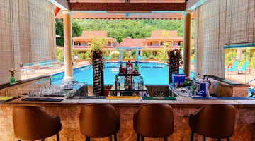 The Oasis Hotel Restaurant & Spa