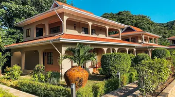 The Oasis Hotel Restaurant & Spa