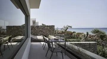 THE OLIVAR SUITES